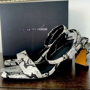 Brand New Simple Sandal by Gabrielle Union for NY&Co Size 6.5